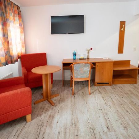 הרנה Hotel Zur Post מראה חיצוני תמונה