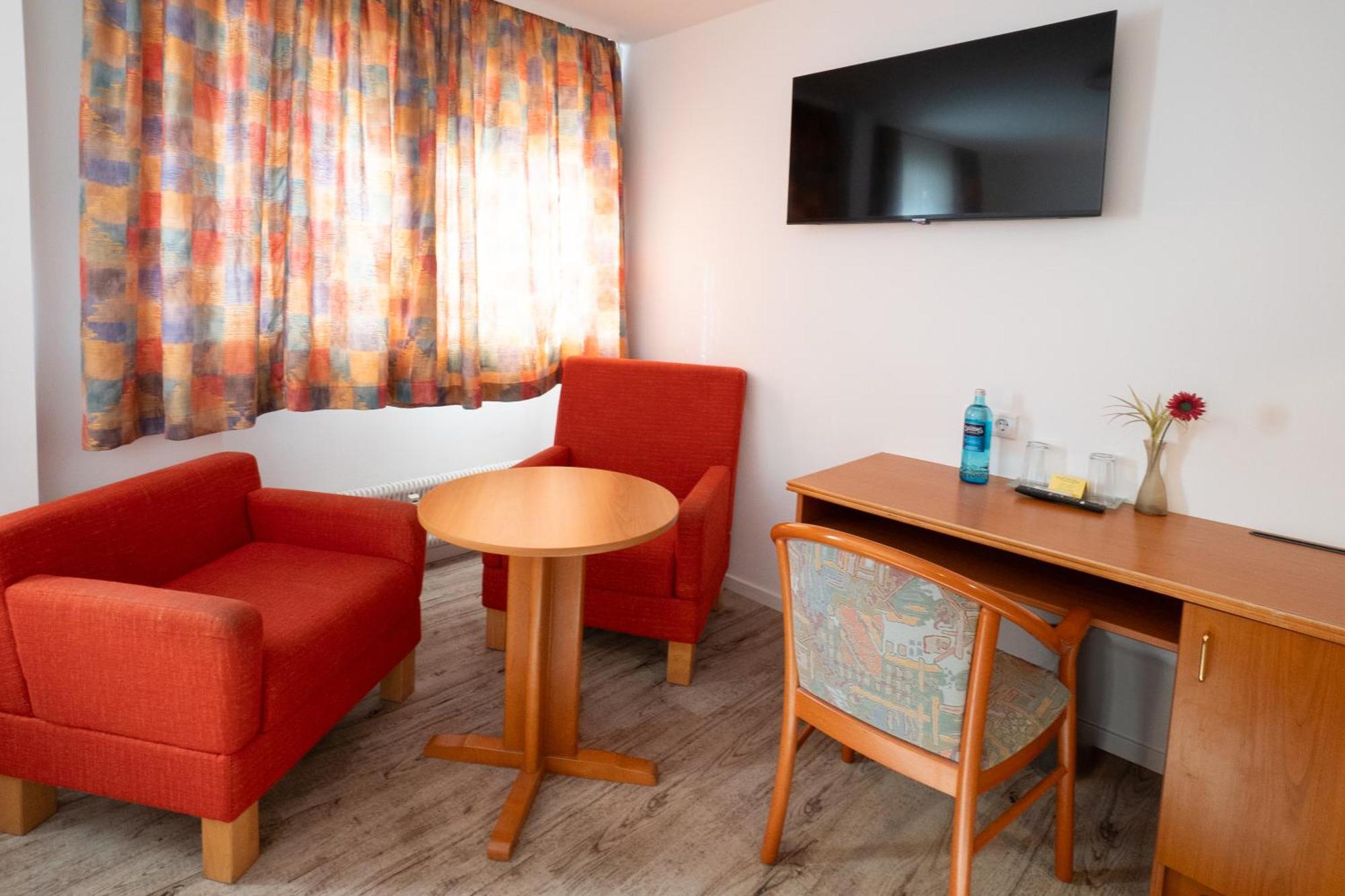 הרנה Hotel Zur Post מראה חיצוני תמונה